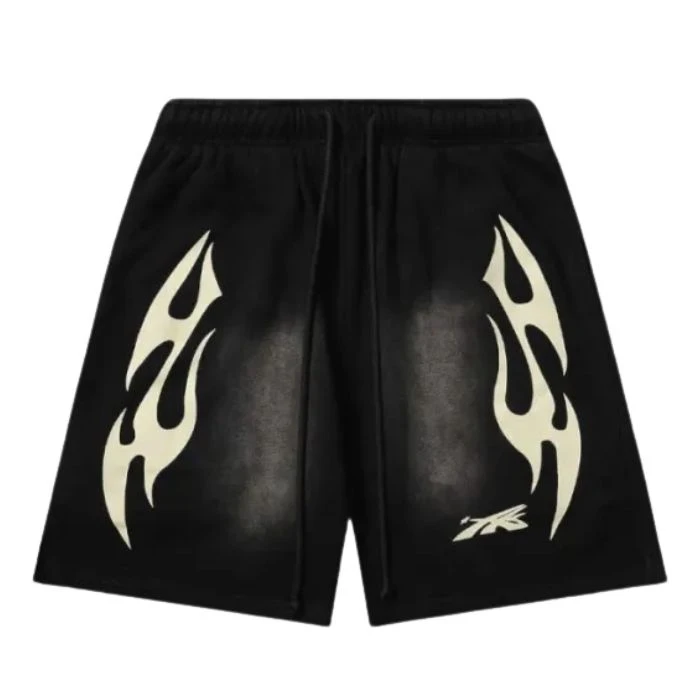 Hellstar Bermudas Bermuda Deportiva Negra con Llamas Hellstar Bermudas Bermuda Deportiva Negra con Llamas